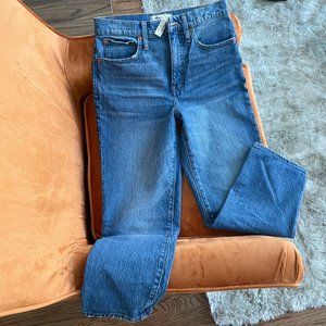 Madewell Petite Classic Straight Jean